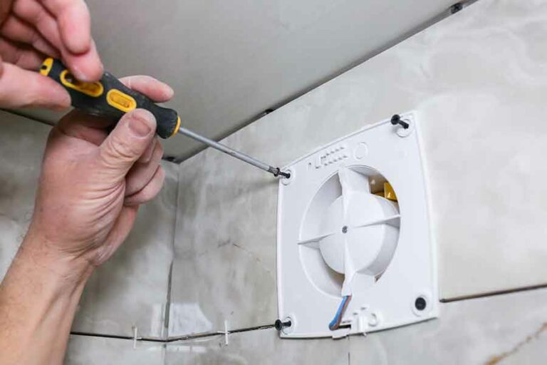 Pose VMC salle de bain appartement